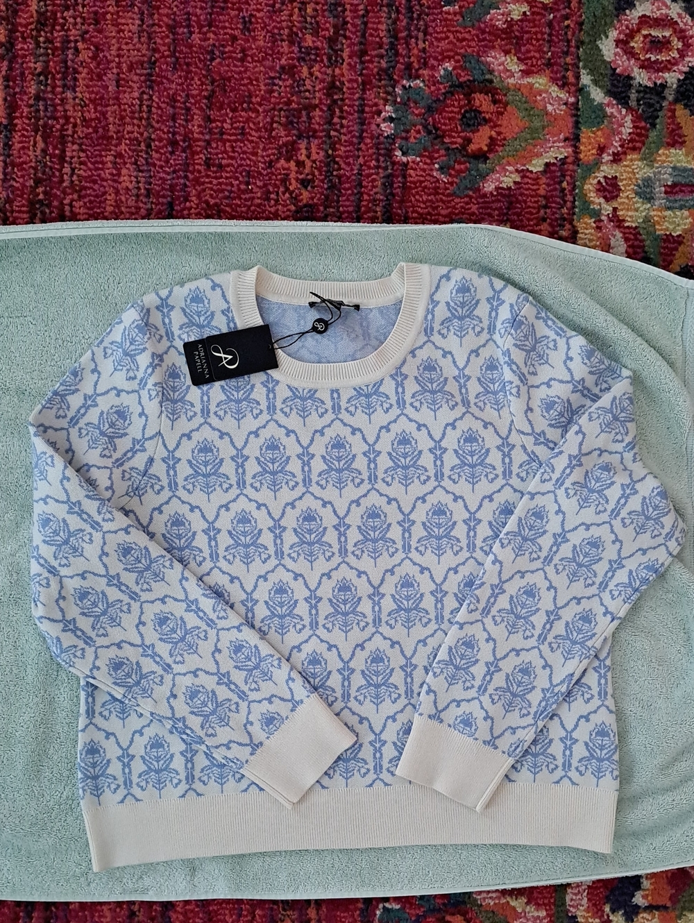 ADRIANNA PAPELL NWT Blue/Cream Floral Pattern Sweater, Size L